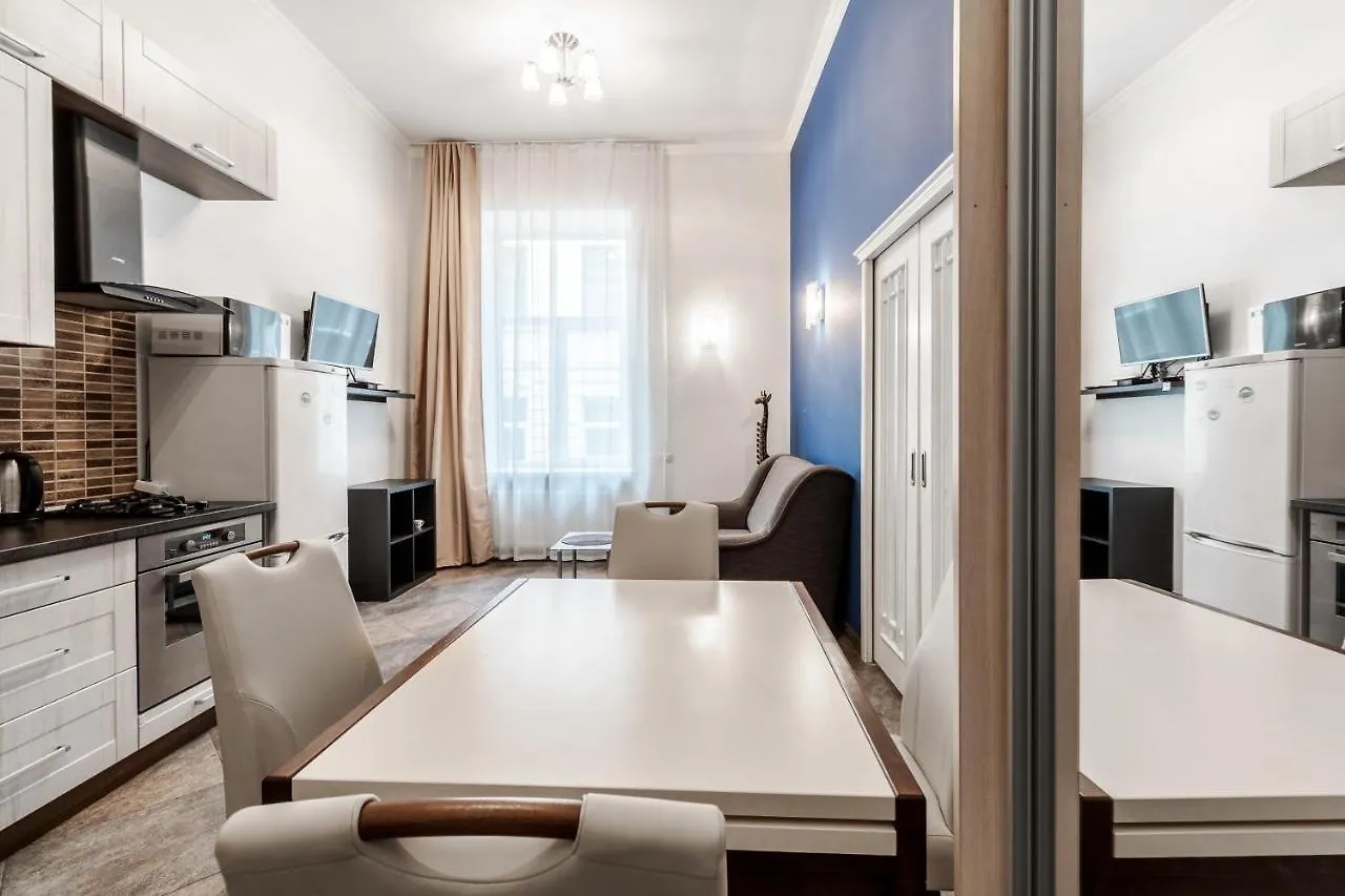 Nikolaj Kopernikus Apartment Λβιβ 0*,
